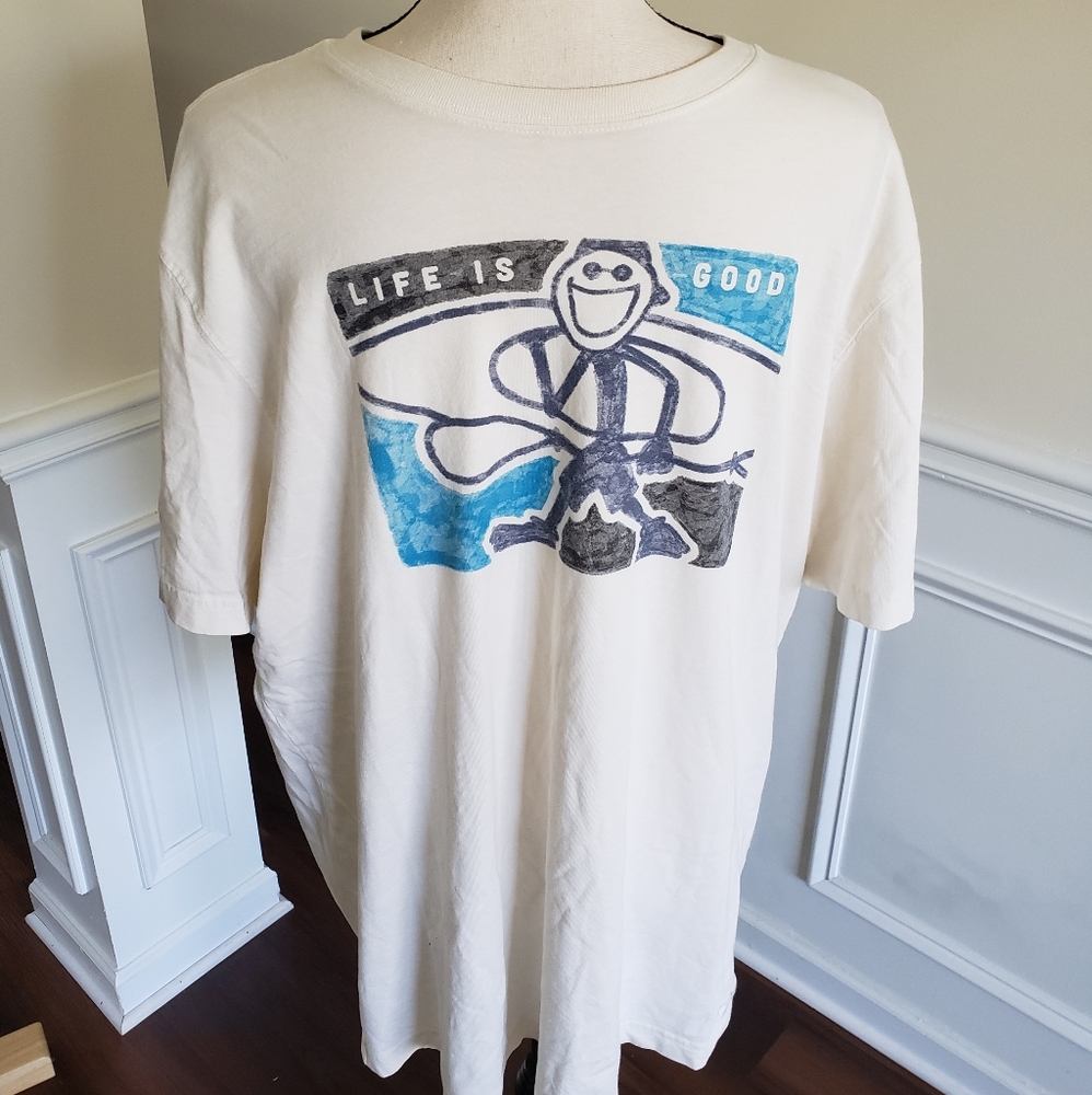 Life is Good t shirt size XL